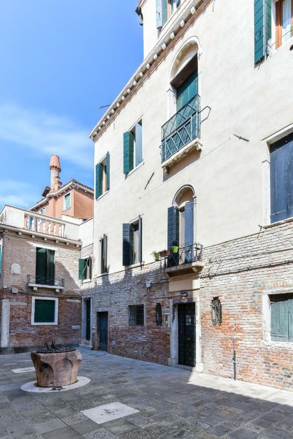 La Bauta Apartment Venesia Bagian luar foto